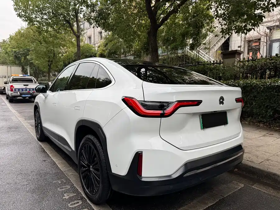 900x675_0_q87_c42_autohomecar__ChxpVmlFDB2APUH1AAzkzdJIutI112.jpg.webp Used NIO EC6 2020 430KM Sports Edition