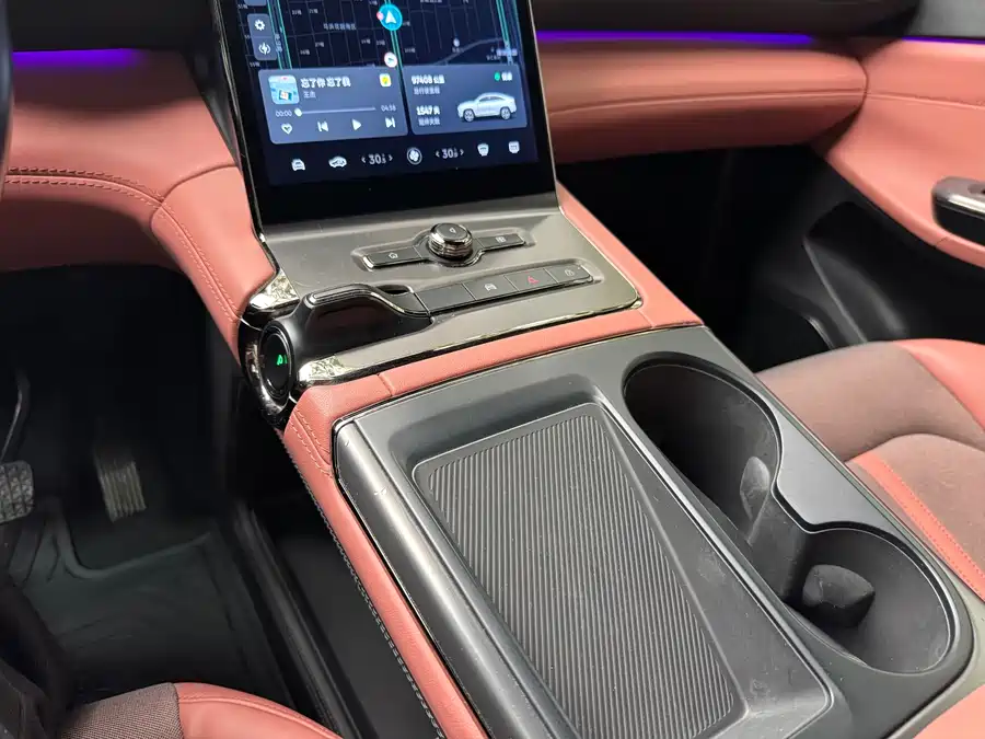 900x675_0_q87_c42_autohomecar__ChxpVmlFDDaAPz0AAAgedmeHAlk946.jpg.webp Used NIO EC6 2020 430KM Sports Edition