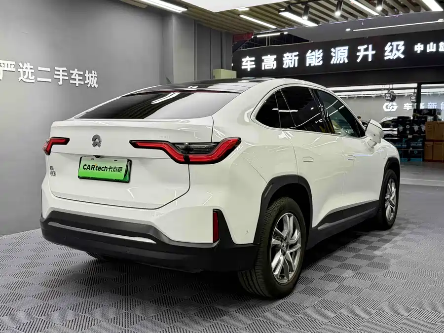 900x675_0_q87_c42_autohomecar__ChxpVmlFFtuAQCoJAAmEptsAp30049.jpg.webp Used NIO EC6 2020 430KM Sports Edition