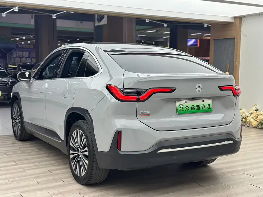 900x675_0_q87_c42_autohomecar__ChxpVmlFGoiAHpM5AAbQmHva8g8723.jpg.webp Used NIO EC6 2020 440KM Performance Edition