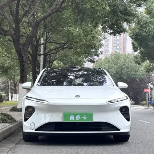 900x675_0_q87_c42_autohomecar__ChxpVmlFQH2ALBNMAAoVDN3Naho309.jpg.webp Used NIO ET7 2022 model 100kWh first edition