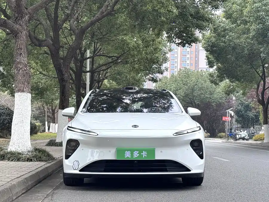 900x675_0_q87_c42_autohomecar__ChxpVmlFQH2ALBNMAAoVDN3Naho309.jpg.webp Used NIO ET7 2022 model 100kWh first edition