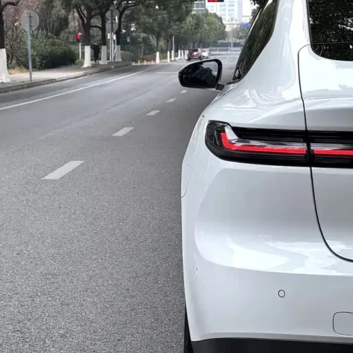 900x675_0_q87_c42_autohomecar__ChxpVmlFQIGAK2g0AAbt9wPxX5E099.jpg.webp Used NIO ET7 2022 model 100kWh first edition