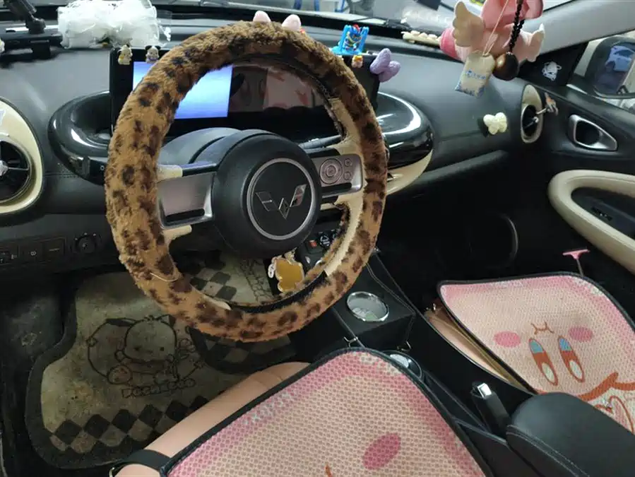 900x675_0_q87_c42_autohomecar__ChxpVmlFYXGAJ7qVAAITeQ6R0hk539.jpg.webp Used Wuling Bingo 2023 model 203km light model