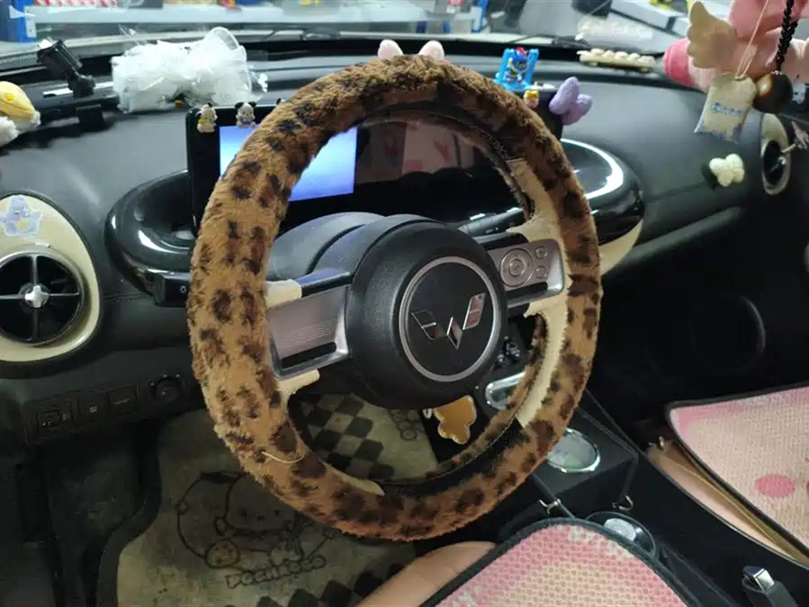 900x675_0_q87_c42_autohomecar__ChxpVmlFYXKAQvlGAAHyQ9ZlNUs730.jpg.webp Used Wuling Bingo 2023 model 203km light model