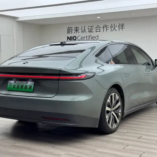 900x675_0_q87_c42_autohomecar__ChxpVmlGC-KAICNVAAfPp2KZPVw546.jpg.webp Used NIO ET7 2022 model 100kWh first edition