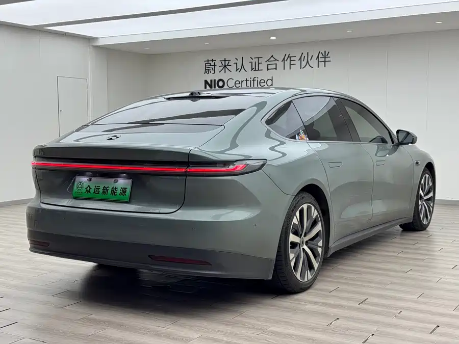 900x675_0_q87_c42_autohomecar__ChxpVmlGC-KAICNVAAfPp2KZPVw546.jpg.webp Used NIO ET7 2022 model 100kWh first edition