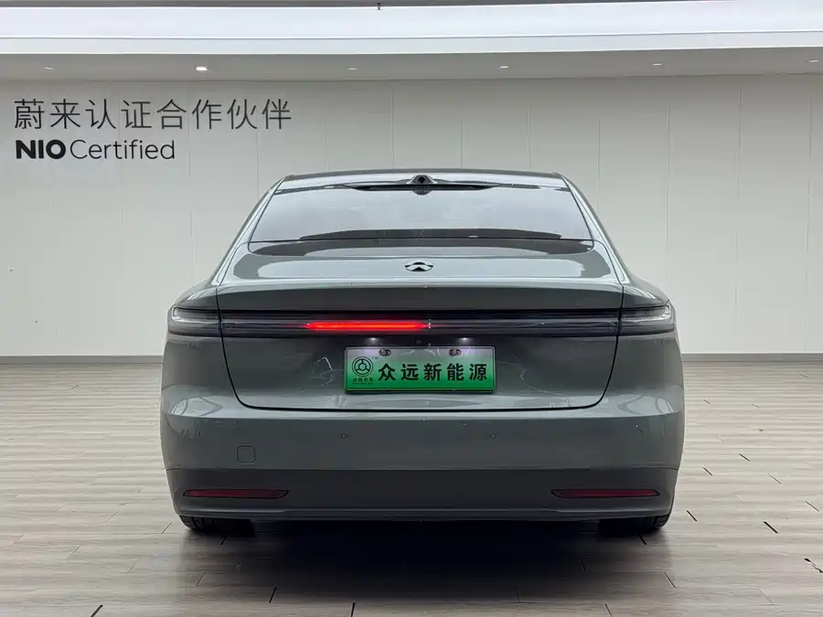 900x675_0_q87_c42_autohomecar__ChxpVmlGC-KASbX3AAa272S1TII925.jpg.webp Used NIO ET7 2022 model 100kWh first edition