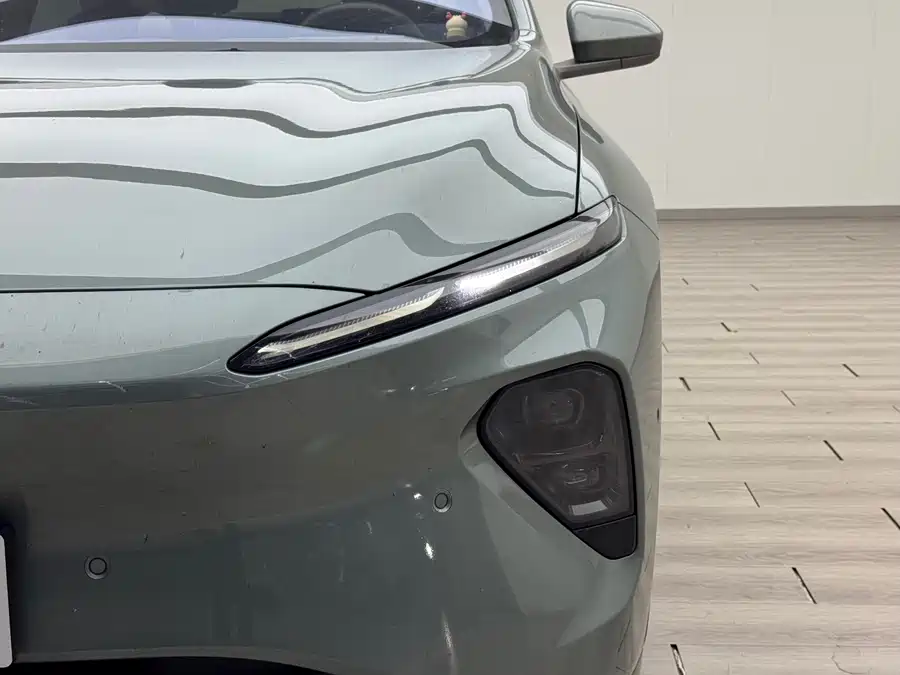 900x675_0_q87_c42_autohomecar__ChxpVmlGC-WAPbkWAAbqgEEzGBA799.jpg.webp Used NIO ET7 2022 model 100kWh first edition