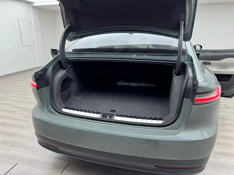 900x675_0_q87_c42_autohomecar__ChxpVmlGC-qABYUJAAeNrDz5PmY657.jpg.webp Used NIO ET7 2022 model 100kWh first edition