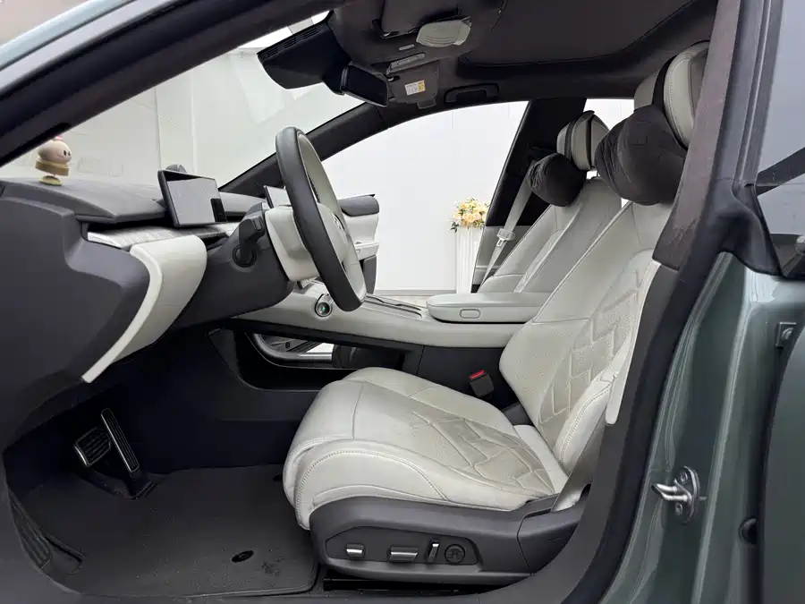 900x675_0_q87_c42_autohomecar__ChxpVmlGC-uATyHYAAa3Dpns6Lc799.jpg.webp Used NIO ET7 2022 model 100kWh first edition