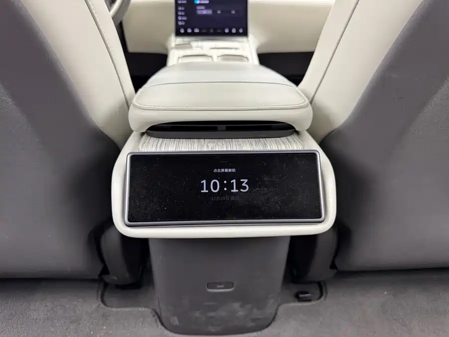 900x675_0_q87_c42_autohomecar__ChxpVmlGC_SAGF74AAZX1ectCbI348.jpg.webp Used NIO ET7 2022 model 100kWh first edition