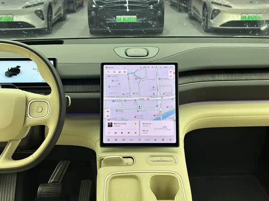 Used NIO ES6 2024 model 75kWh