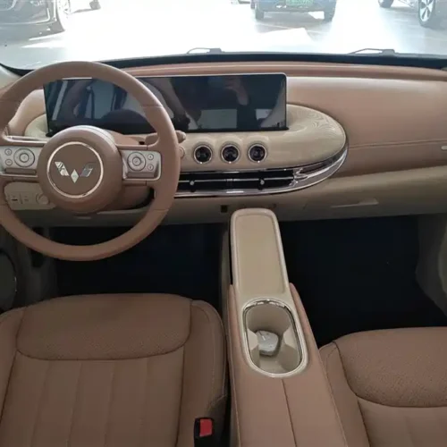 900x675_0_q87_c42_autohomecar__ChxpVmlGFOqAQTzuAAF1JAdDRGw918.jpg.webp Used Wuling Bingo 2025 model 410km Lingxi exclusive model