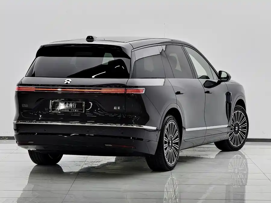 900x675_0_q87_c42_autohomecar__ChxpVmlGOkSAOKxtAAzc5UCLynE144.jpg.webp Used NIO ES8 2026 Six-seater Executive Deluxe Edition