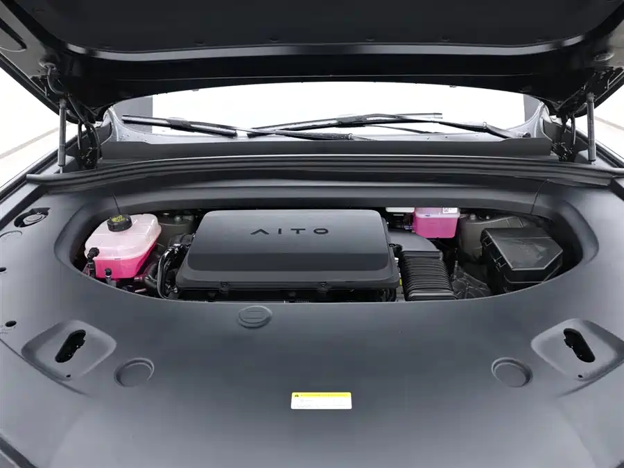 900x675_0_q87_c42_autohomecar__ChxpVmlGUfCAT5x2AAFfiivHNvg575.jpg.webp Used HUAWEI AITO M7 2026 extended range Max four-wheel drive version 6 seats