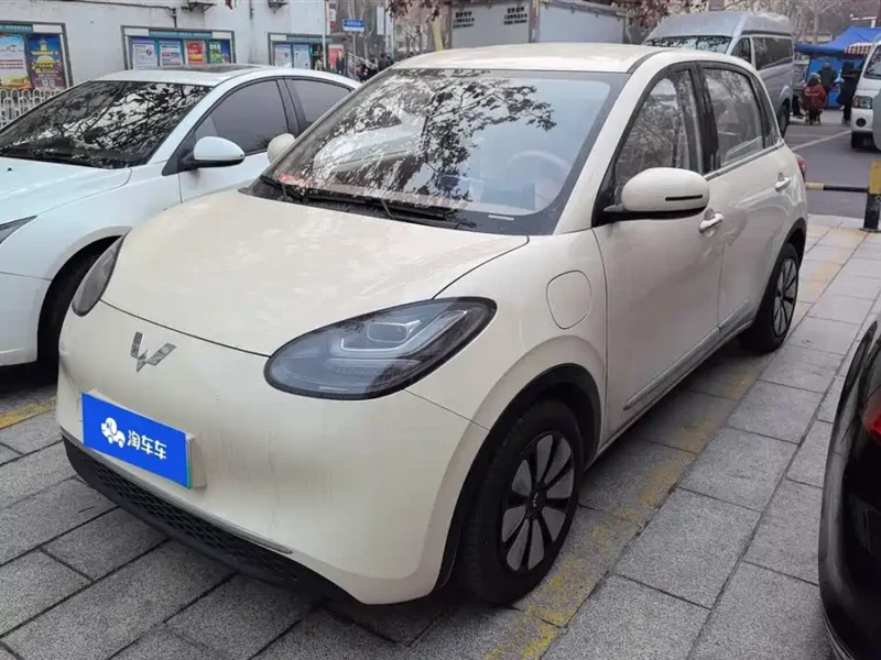 900x675_0_q87_c42_autohomecar__ChxpVmlGVByAC3FKAAKBcfBj_as543.jpg.webp Used Wuling Bingo 2025 model 333km Lingxi Internet model