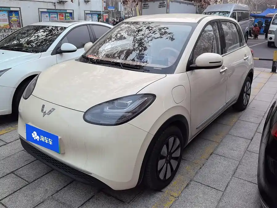 900x675_0_q87_c42_autohomecar__ChxpVmlGVByAC3FKAAKBcfBj_as543.jpg.webp Used Wuling Bingo 2025 model 333km Lingxi Internet model