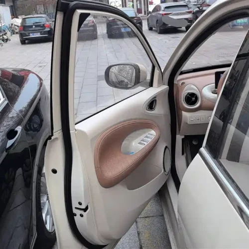 900x675_0_q87_c42_autohomecar__ChxpVmlGVCCAZ2WAAAI5U7DHaQ0731.jpg.webp Used Wuling Bingo 2025 model 333km Lingxi Internet model