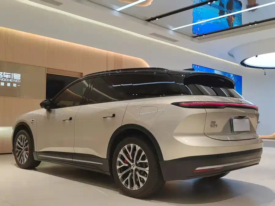 Used NIO ES6 2023 model 75kWh