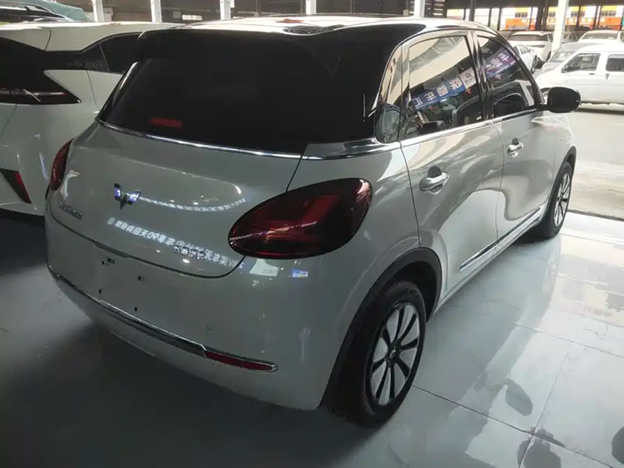 900x675_0_q87_c42_autohomecar__ChxpVmlGc8OAbfk_AAFbhNyKlEQ367.jpg.webp Used Wuling Bingo 2024 model 333km Yuexiang model