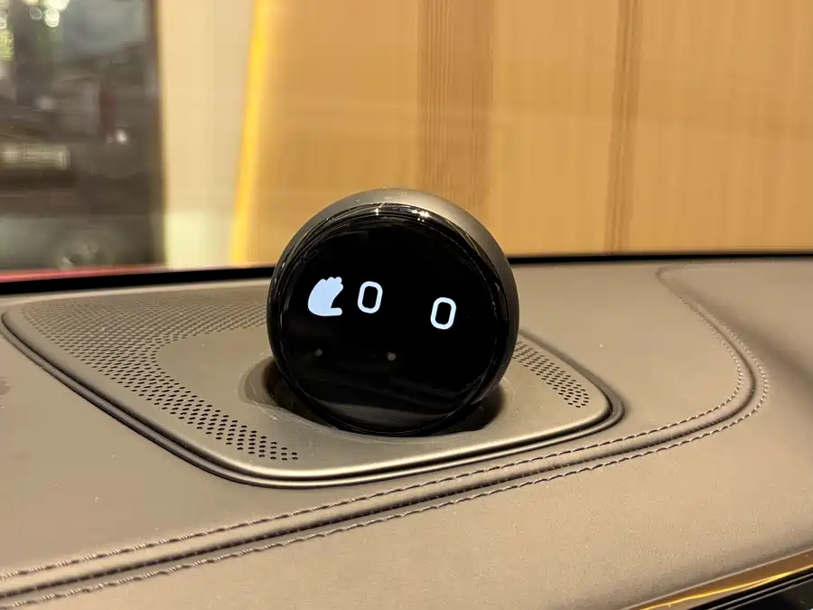 900x675_0_q87_c42_autohomecar__ChxpVmlGd_OATwYMAAbwqc-FCNQ737.jpg.webp Used NIO EC6 2020 440KM Performance Edition