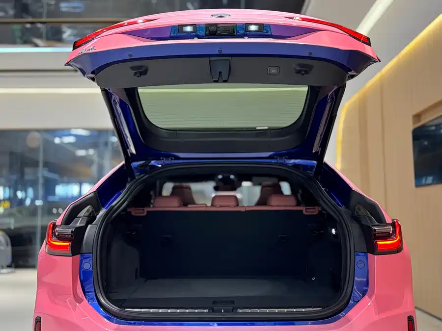 900x675_0_q87_c42_autohomecar__ChxpVmlGd_aAMzf7AAZZC2BqOC0043.jpg.webp Used NIO EC6 2020 440KM Performance Edition