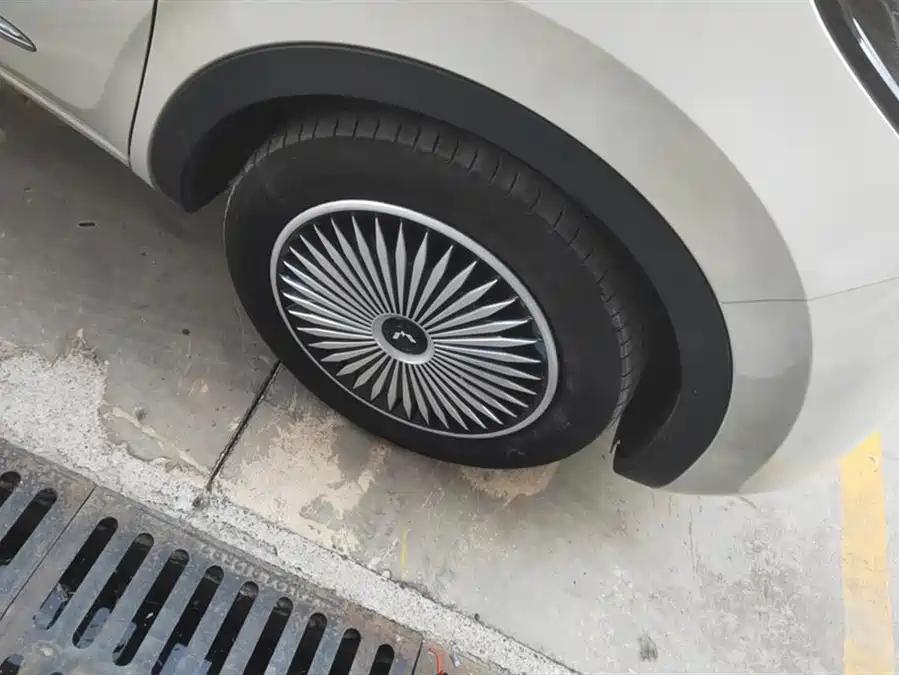 Used Wuling Bingo 2023 model 333km Lingxi Internet+ model