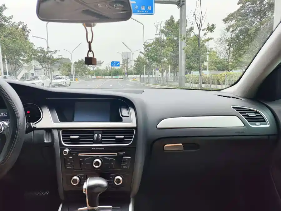 Used Audi A4L 2013 35 TFSI automatic standard