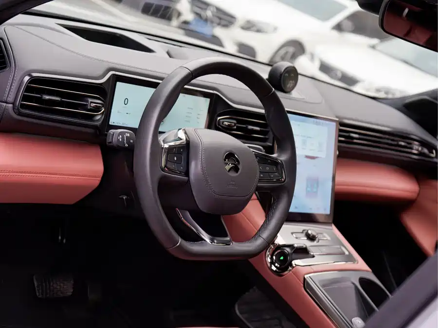 900x675_0_q87_c42_autohomecar__ChxpVmlI9R6AZaDgAAWvCq0w5uc690.jpg.webp Used NIO EC6 2020 440KM Performance Edition