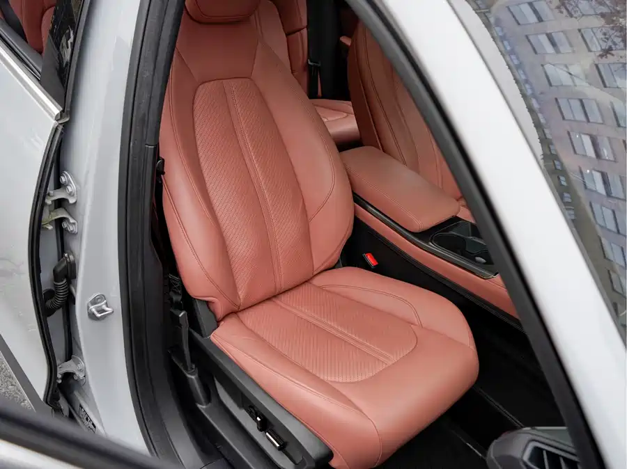 900x675_0_q87_c42_autohomecar__ChxpVmlI9SqAKmbZAAbrcVHTEV8959.jpg.webp Used NIO EC6 2020 440KM Performance Edition