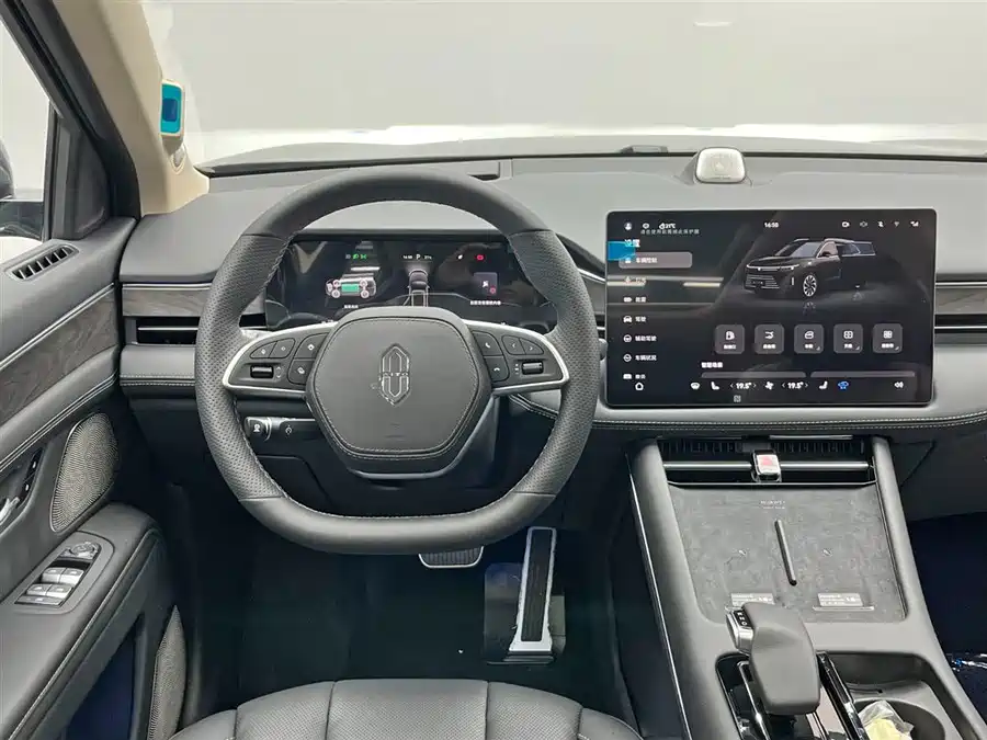 900x675_0_q87_c42_autohomecar__ChxpVmlItiuAWoviAAH54XqqLXc424.jpg.webp Used HUAWEI AITO M7 2024 1.5T rear drive Plus version 5 seats