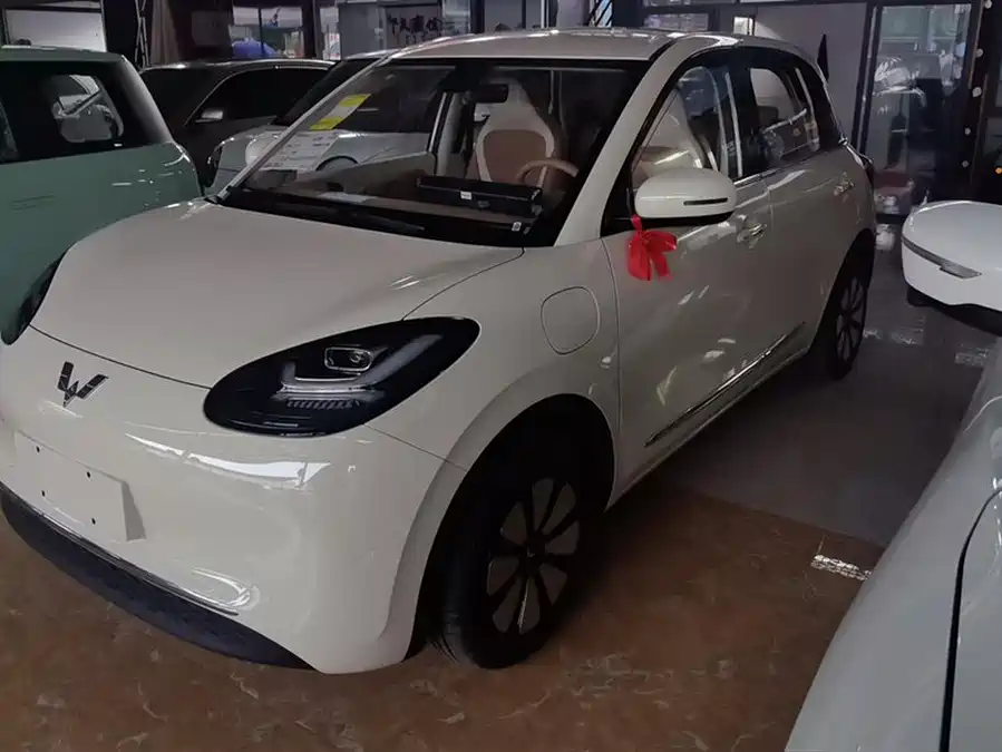 Used Wuling Bingo 2025 model 333km Yuexiang model