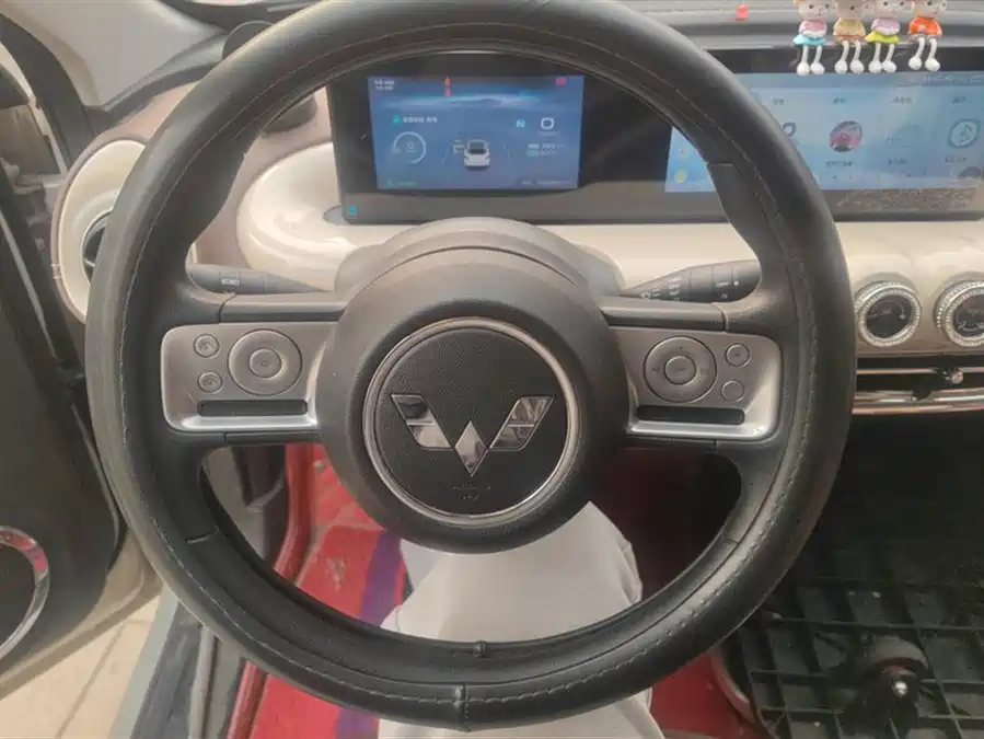 Used Wuling Bingo 2023 model 203km comfortable model