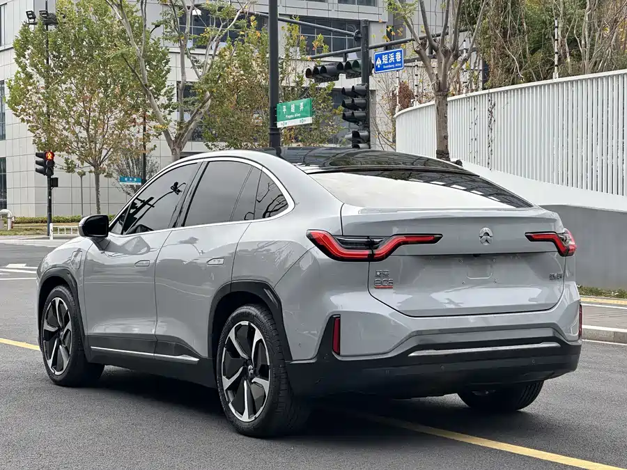 900x675_0_q87_c42_autohomecar__ChxpVmlJF6uAdLj3AAopJ8M3ncg905.jpg.webp Used NIO EC6 2020 440KM Signature Edition