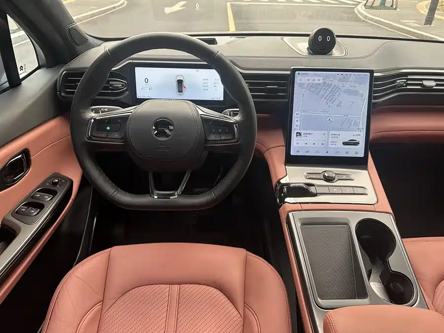 900x675_0_q87_c42_autohomecar__ChxpVmlJF7CAIJPbAAZCdanzNg8015.jpg.webp Used NIO EC6 2020 440KM Signature Edition