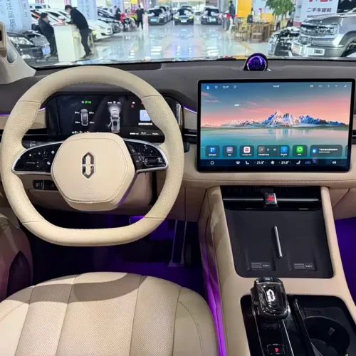 900x675_0_q87_c42_autohomecar__ChxpVmlJFhiAYI0YAAoLongs_fY496.jpg.webp Used HUAWEI AITO M7 2024 1.5T Smart Driving Rear Drive Pro Version 6 Seats