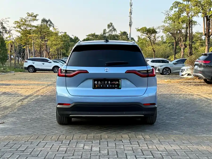 900x675_0_q87_c42_autohomecar__ChxpVmlJKNyACjGMAA0qokTbl2Y899.jpg.webp Used NIO ES8 2018 model 355KM baseline version seven-seater version