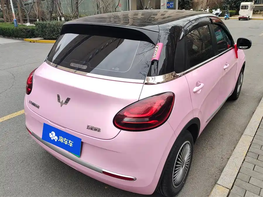 900x675_0_q87_c42_autohomecar__ChxpVmlKIzGAYfvgAAIyVLalGMo770.jpg.webp Used Wuling Bingo 2024 model 203km light model