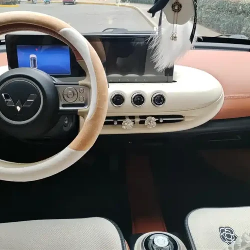 900x675_0_q87_c42_autohomecar__ChxpVmlKIzSAY0onAAGTzL0ca58431.jpg.webp Used Wuling Bingo 2024 model 203km light model