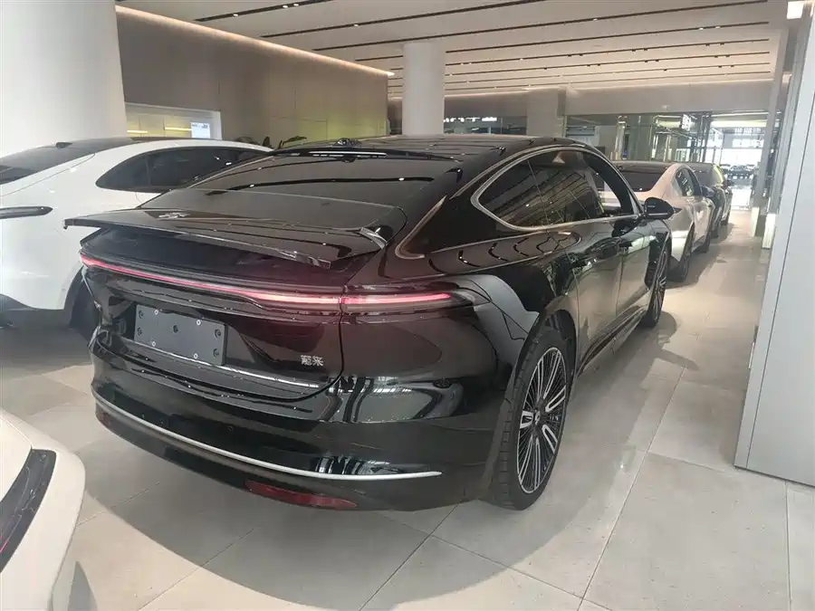 Used NIO ET9 2025 model 102kWh