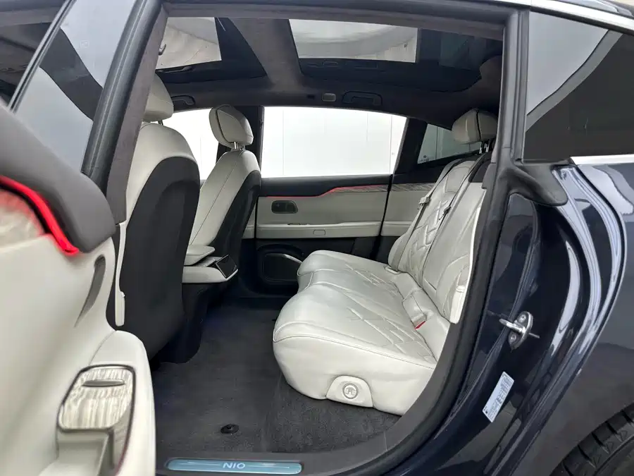 900x675_0_q87_c42_autohomecar__ChxpVmlLTD6AAg-_AAc36TdjPn4238.jpg.webp Used NIO ET7 2022 model 100kWh first edition