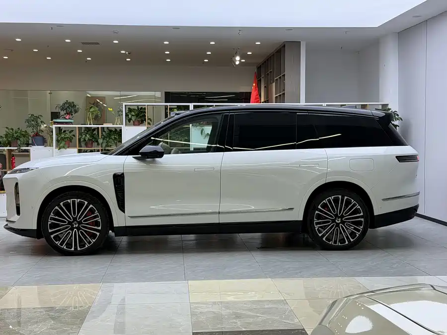 900x675_0_q87_c42_autohomecar__ChxpVmlLW16AKDpjAAearmaACSM879.jpg.webp Used NIO ES8 2026 Six-seater Executive Signature Edition