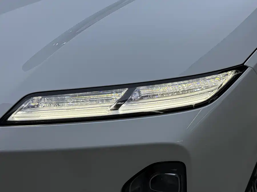 900x675_0_q87_c42_autohomecar__ChxpVmlLW1iAO8vVAAStQwsfIKg178.jpg.webp Used NIO ES8 2026 Six-seater Executive Signature Edition