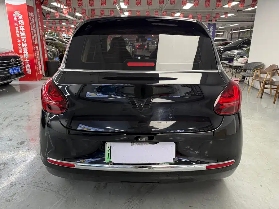 900x675_0_q87_c42_autohomecar__ChxpVmlLhBKAEmj1AAqRjLgirAw604.jpg.webp Used Wuling Bingo 2023 model 333km Yuexiang model