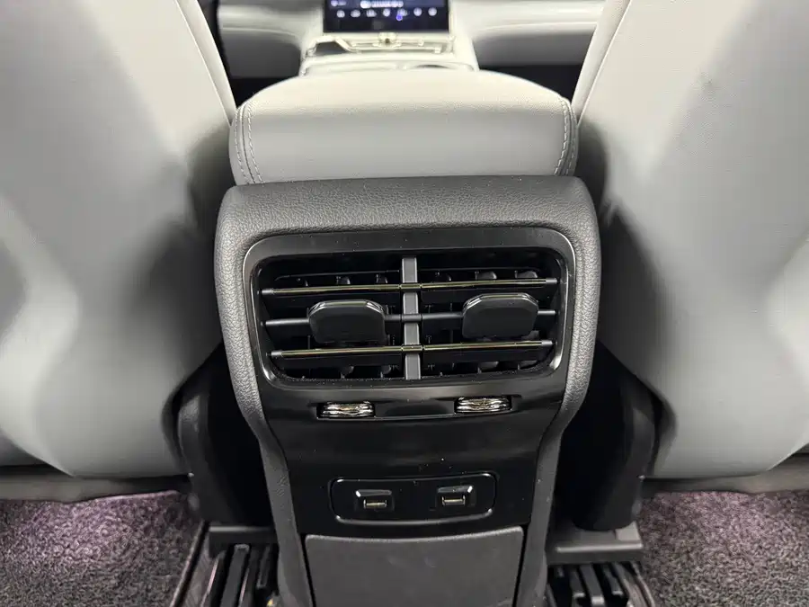 900x675_0_q87_c42_autohomecar__ChxpVmlLjI-Af2OZAAe-KNFFs70234.jpg.webp Used NIO ES6 2020 430KM Performance Edition