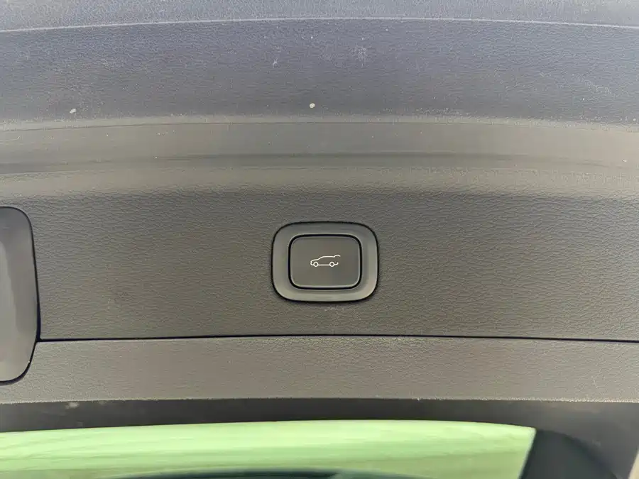 900x675_0_q87_c42_autohomecar__ChxpVmlLjIWAGJwMAAilDQ2nsDM326.jpg.webp Used NIO ES6 2020 430KM Performance Edition