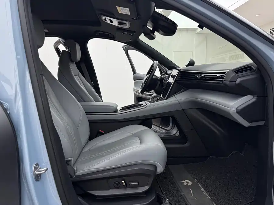 900x675_0_q87_c42_autohomecar__ChxpVmlLjIiAXq_rAAdQv37r8yY462.jpg.webp Used NIO ES6 2020 430KM Performance Edition