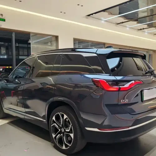 900x675_0_q87_c42_autohomecar__ChxpVmlLrpKAYArmAANY7mCq3BQ795.jpg.webp Used NIO ES8 2020 580KM Signature Edition Six-Seater Edition