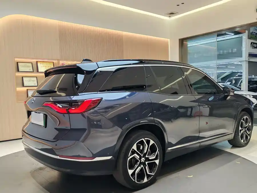 900x675_0_q87_c42_autohomecar__ChxpVmlLrpOADc2NAAMktWP0Rfs374.jpg.webp Used NIO ES8 2020 580KM Signature Edition Six-Seater Edition